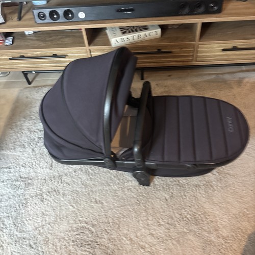 Icandy peach black carrycot - 7,