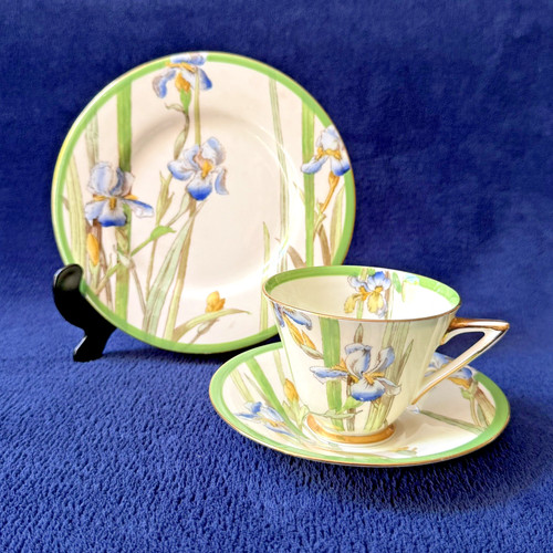 Royal doulton iris - royal,