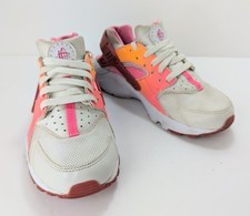 NIKE AIR HUARACHE WHITE ORANGE