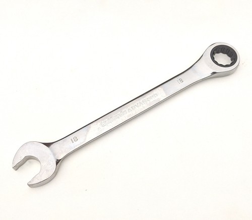 18mm ratcheting ring spanner