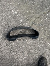Glanza V Clock Surround