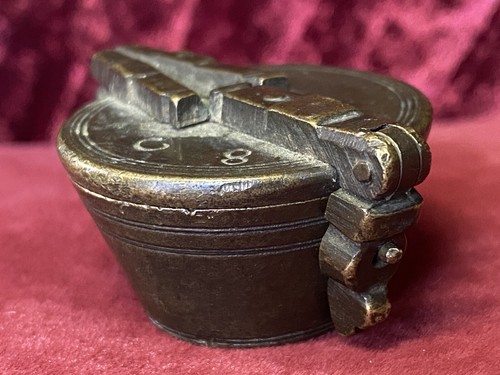 Antique bronze scale - scale, weights