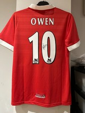 Michael Owen signed Liverpool