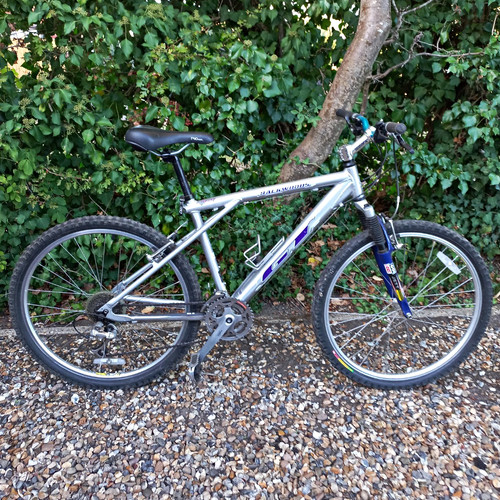 Backwood 27in mountain bike - 27in,