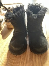 Black Toddler Uggs Boots size