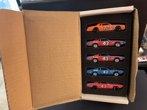 Scale nascar years of - 30,