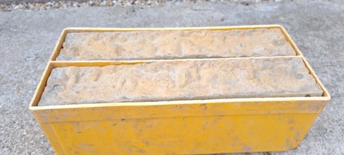 Vintage textured screen block - textured,