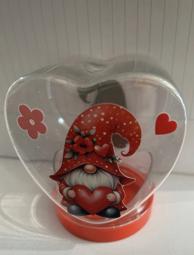 Small heart shaped jar with - shaped,