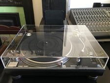 Technics SL-1210 Mk2 Direct