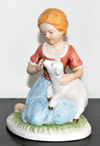 Staffordshire pottery figurine - pottery,