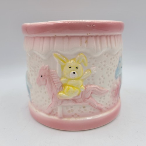 Vtg round planter - round, teddy