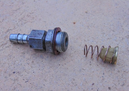 Carburettor fuel feed - su,
