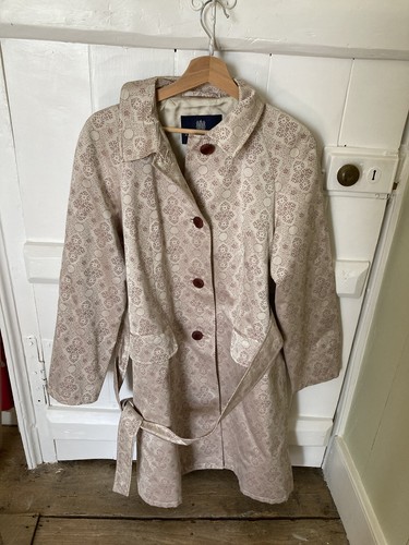 Aquascutum trench coat jacket - aquascutum,