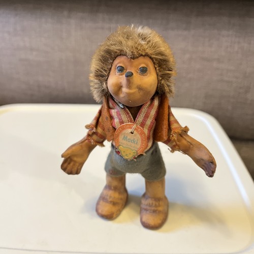 Steiff macki hedgehog - steiff, figure