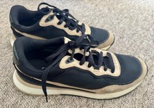 Zara low-top lace-up running