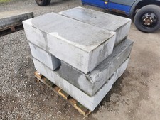 pallet of 6 large granite