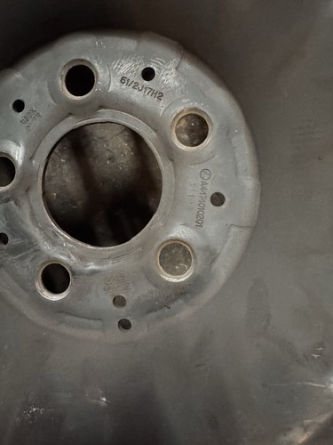 Mercedes benz genuine - 4,