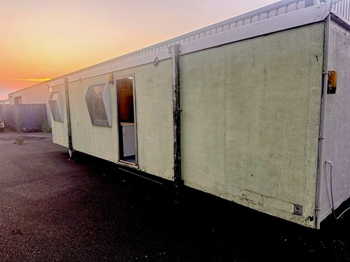 Large portable catering cabin - large,
