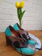 Stylish pair of Faith ladies