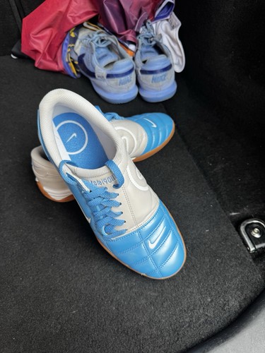 Nike total futsall boots - 90,
