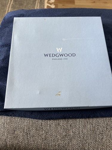 Wedgwood millennium 2000 art - millennium,