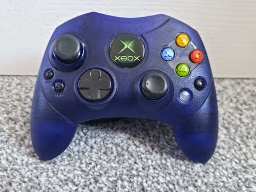 Very rare official - 🎮,