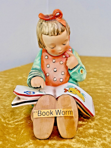 Hummel figurine bookworm - -,