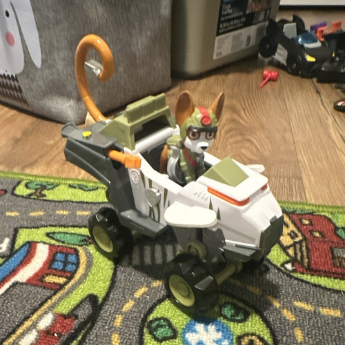 Paw patrols jungle - paw, pup