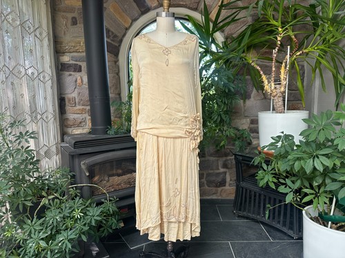 Antique 1920s silk crepe drop - antique,
