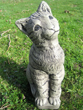 Stone Garden Cat Ornament