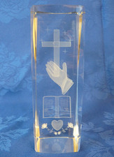 Crystal Glass Cube Paperweight 3D Hologram Religious Art Praying Hands/Cross 6"