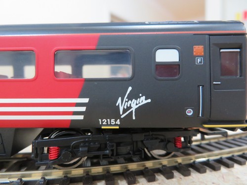 Hornby r4097b virgin - virgin, trains