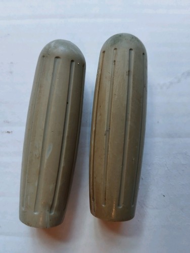 Vintage grey plastic grips - vintage,