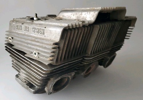 Suzuki gt550 engine cylinder - engine,