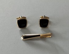 Men’s Stratton Black Onyx Cufflinks & Tie Clip Set.