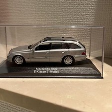 Minichamps Benz E-Class Model Car 1/43 Dbbcvfjx