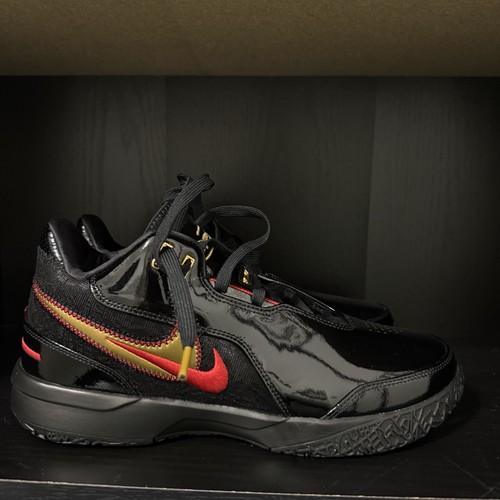 New size nike zm - m,