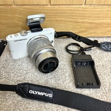 Olympus PEN Lite E-PL6 16.1MP