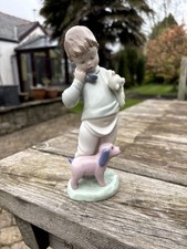 Beautiful Nao By Lladro LITTLE