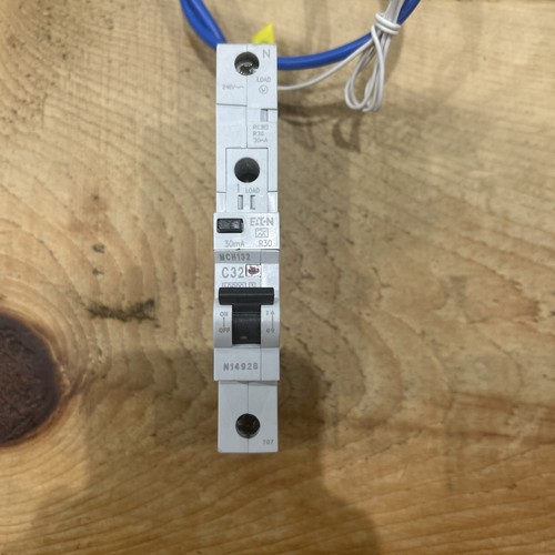 Eaton mem 32amp rcbomemshield - eaton,