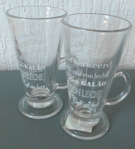 Pair patterned glass latte - patterned,