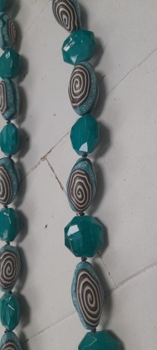 New one button necklace - new,