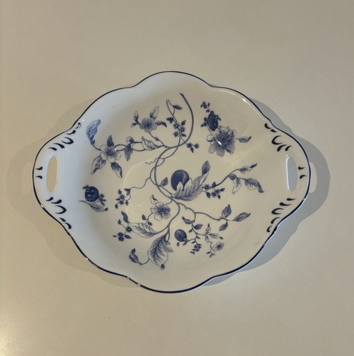 Wedgwood blue plum handled - wedgwood,