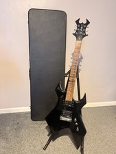 B.C. Rich Warlock - Bronze Series, Black Kinsman Case And Stand