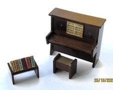 DELIGHTFUL VINTAGE DOL-TOI PIANO, STOOL AND BOOKCASE FOR DOLLS HOUSE.