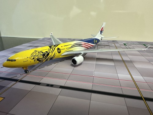 Phoenix malaysia airlines - phoenix,
