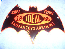 VINTAGE 11x8 in IDEAL BATMAN