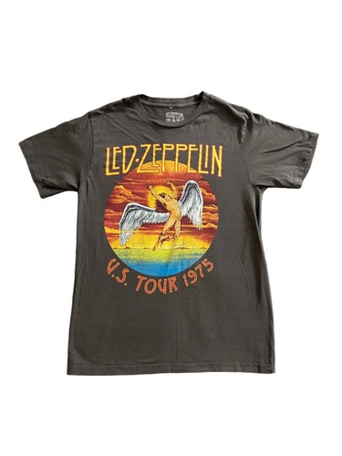 Led zeppelin tour - zeppelin, 1975