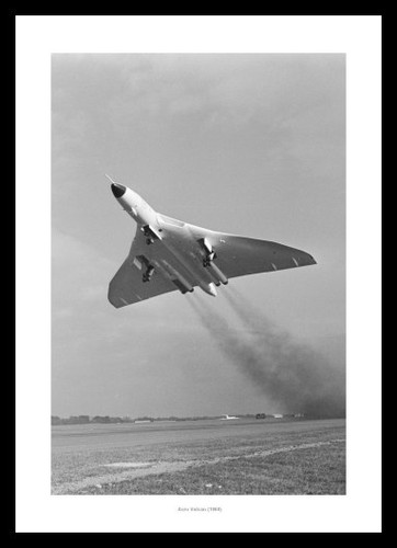 Vulcan bomber taking - bomber, 1964