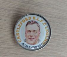 ARTHUR ATKINSON CASTLEFORD RLFC LEGEND RETRO RUGBY LEAGUE  PIN BADGE